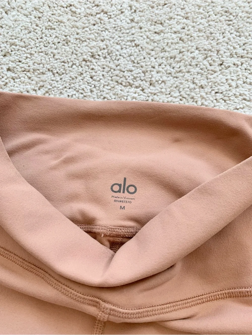 Alo Beige Skin Tone Athletic Yoga Ultimate High Waist Leggings US Medium